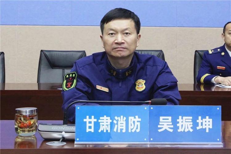 临机设情布难题严训实抗练真功甘肃省消防救援总队