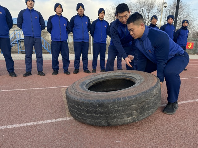 国家消防救援局天津机动队伍组织综合体能竞技训练(图2)