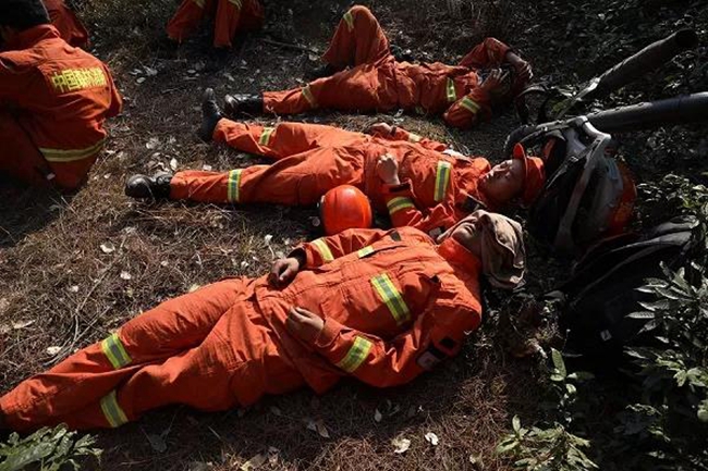 西昌森林消防大队:17年扎根大凉山 扑救火灾150余起