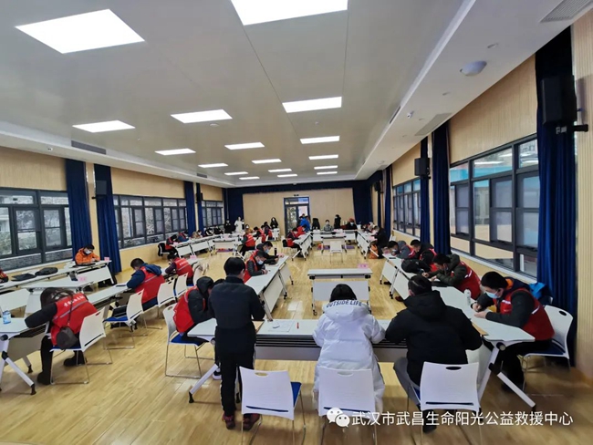 湖北武汉：“菜单式”应急科普走进社区