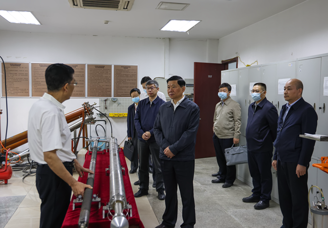 王祥喜在国家自然灾害防治研究院、国家减灾中心调研时强调   深入贯彻习近平总书记关于防灾减灾救灾重要论述 为推进自然灾害防治体系和能力现代化贡献力量